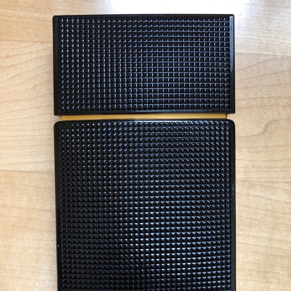 Elizabeth and James - Nirvana Black